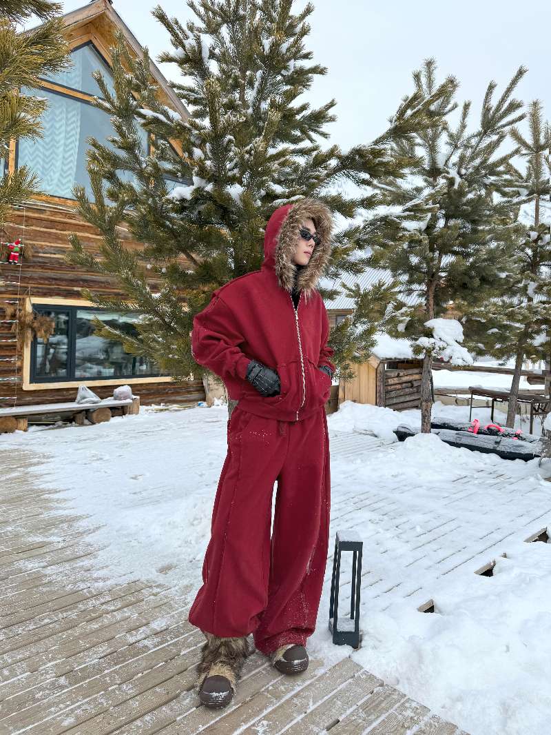 DBW Doublewin Big Fur-Lined Hood Fleece-Lined Sweatsuit Set