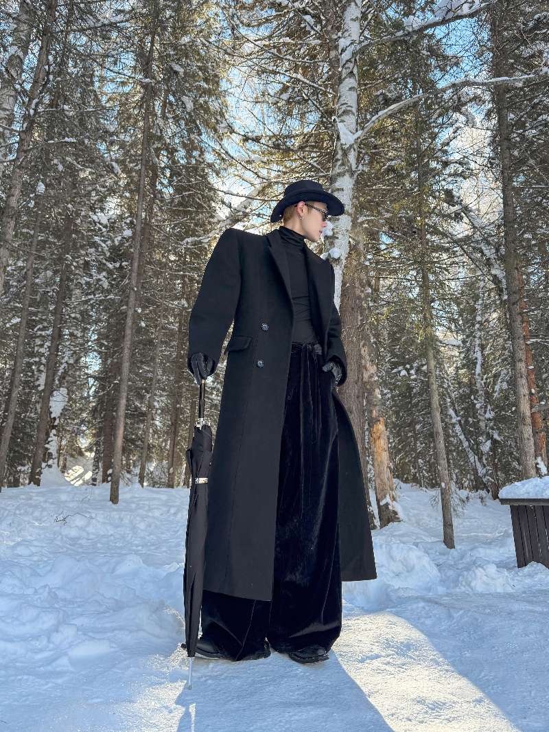 DBW Doublewin Double-Breasted Slim Fit Wool Coat