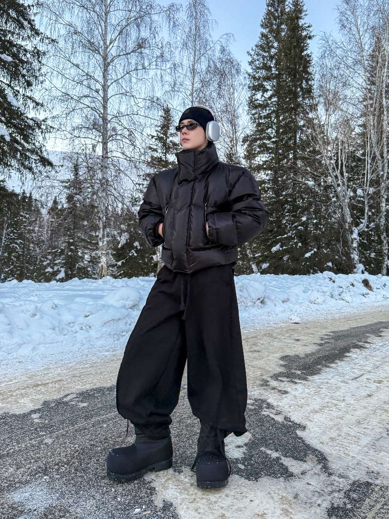 DBW Doublewin Cropped Box Cut Wide-Shoulder Puffer Jacket