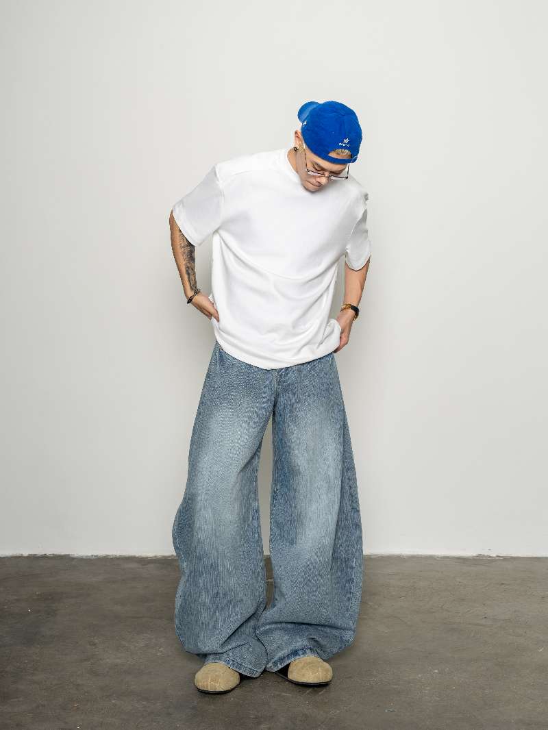 DBW Doublewin Distressed Washed Raw Waistband Scimitar Jeans