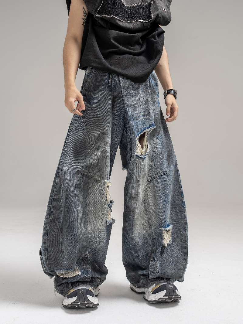 DBW Doublewin Reverse Waistband Distressed Scimitar Jeans