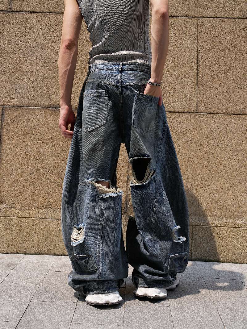DBW Doublewin Reverse Waistband Distressed Scimitar Jeans