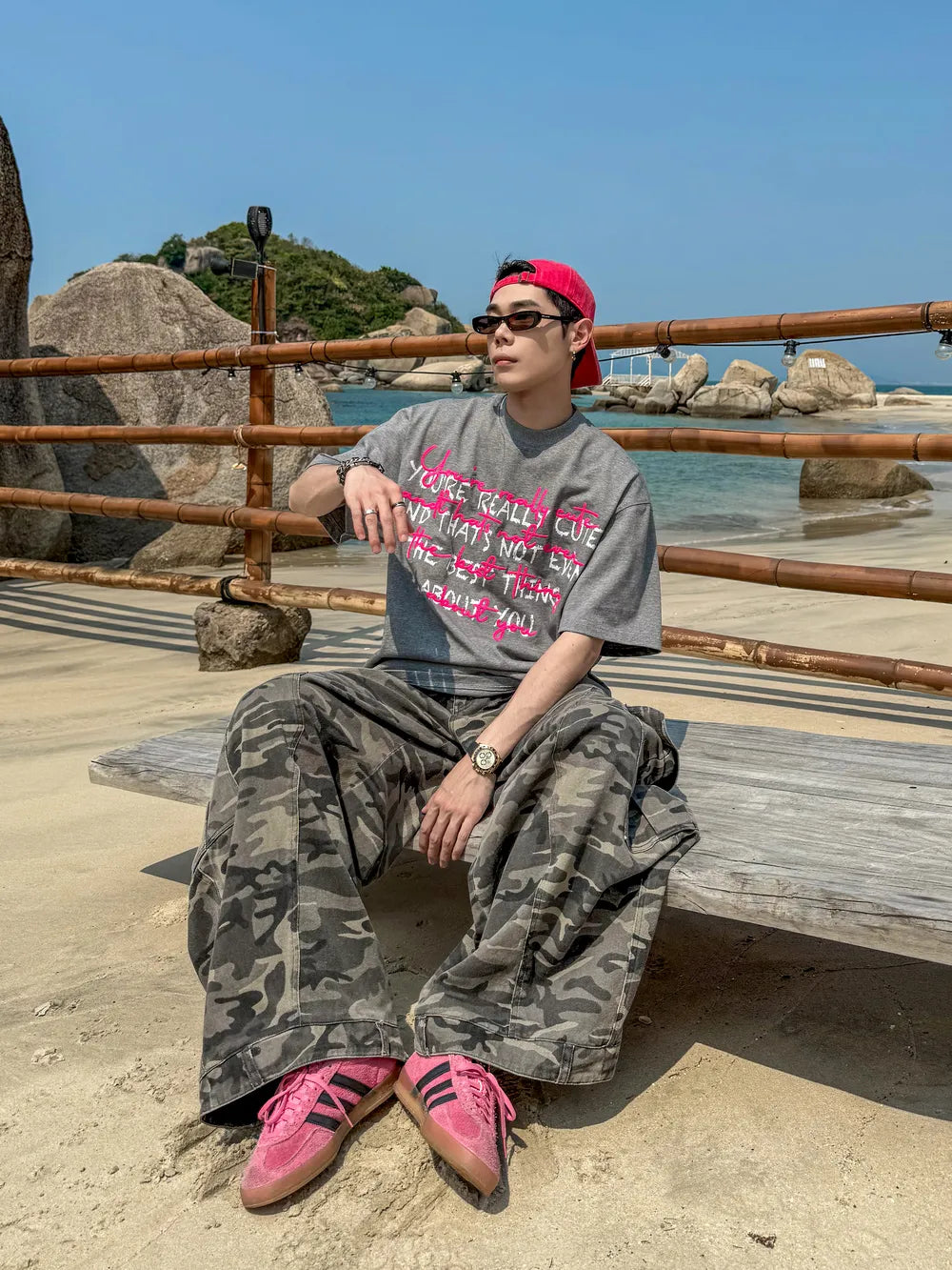 DBW Doublewin Embroidered Floral Lettering T-Shirt
