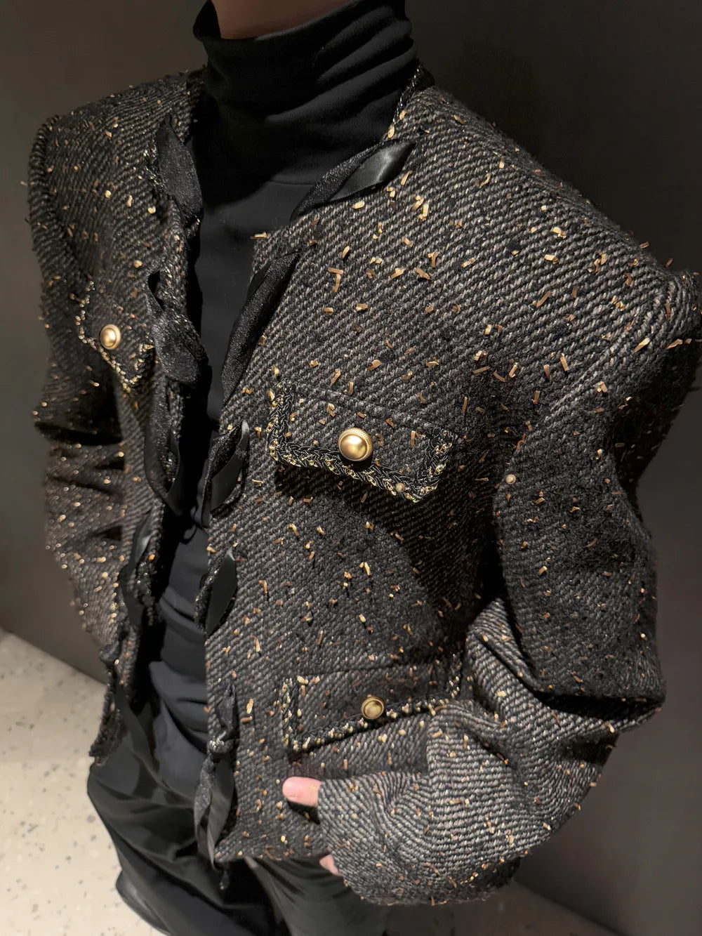 DBW Doublewin Gold-Trimmed Chain Detail Boucle Jacket