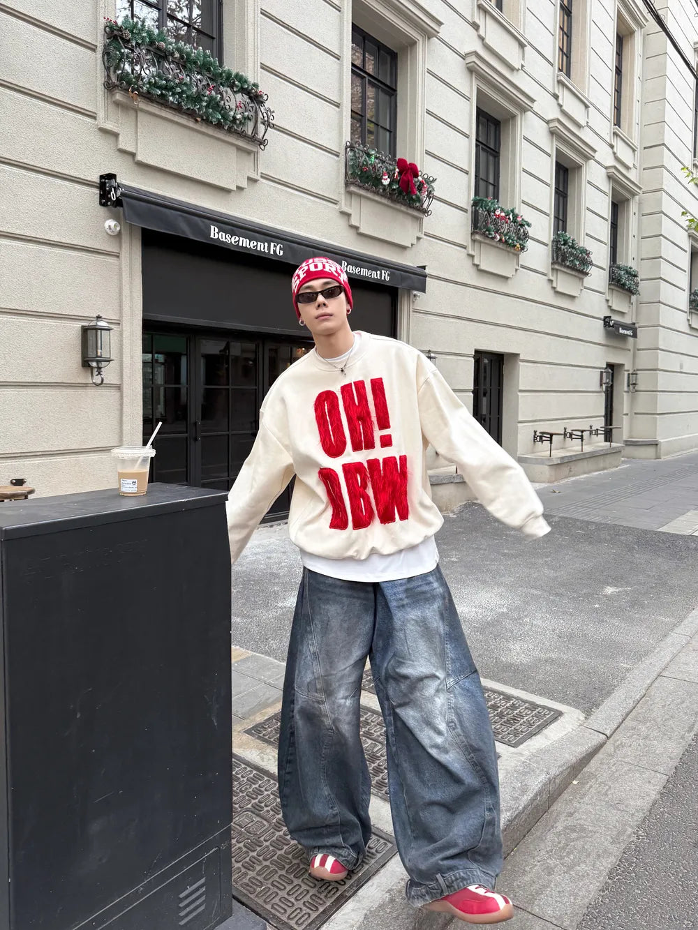 DBW Doublewin Long-Pile Embroidered Heavyweight Crewneck Sweatshirt