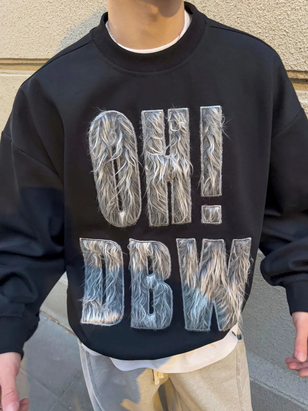 DBW Doublewin Long-Pile Embroidered Heavyweight Crewneck Sweatshirt
