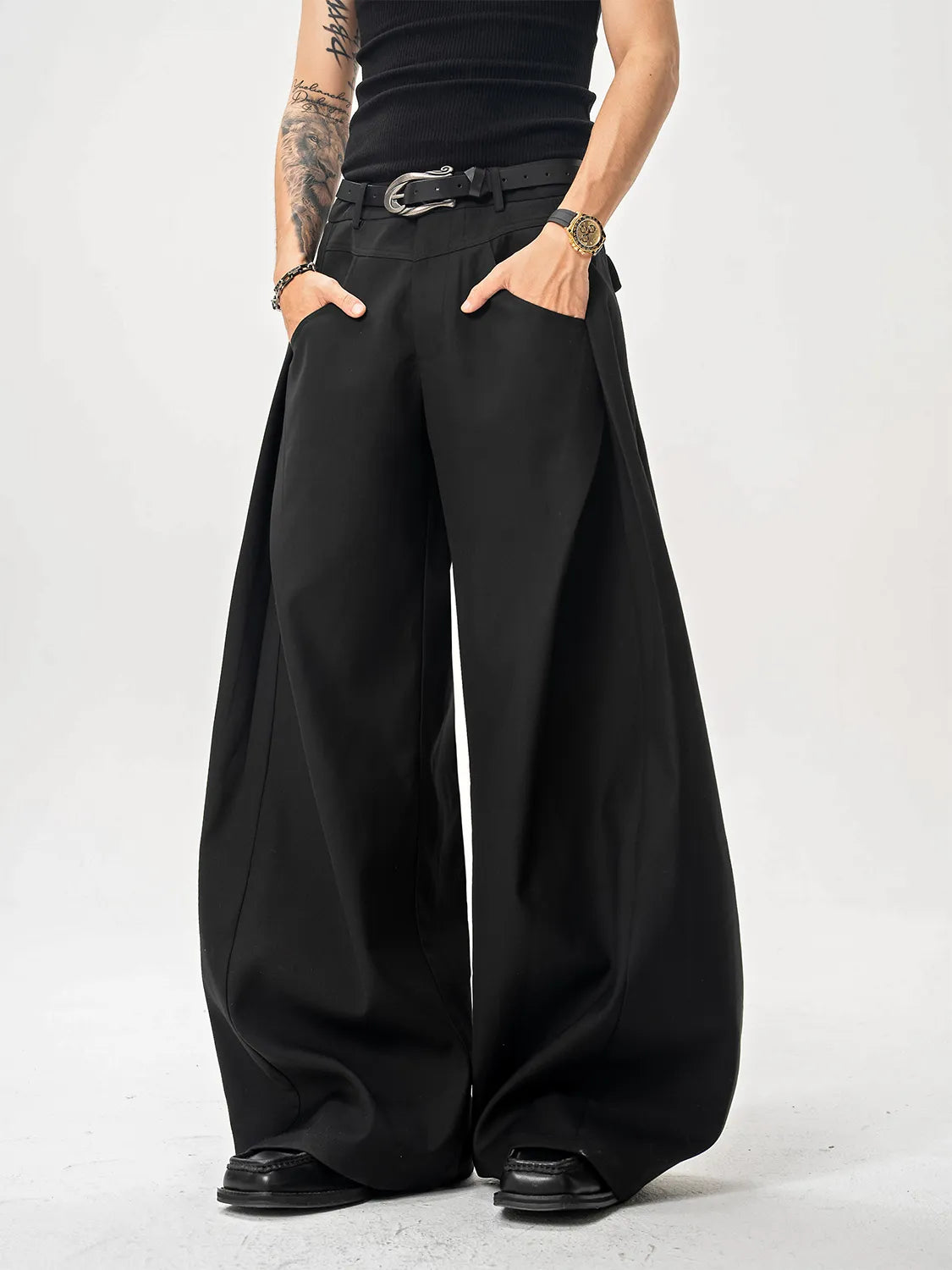 DBW Doublewin Wide-Leg Relaxed Fit Scimitar Pleated Trousers