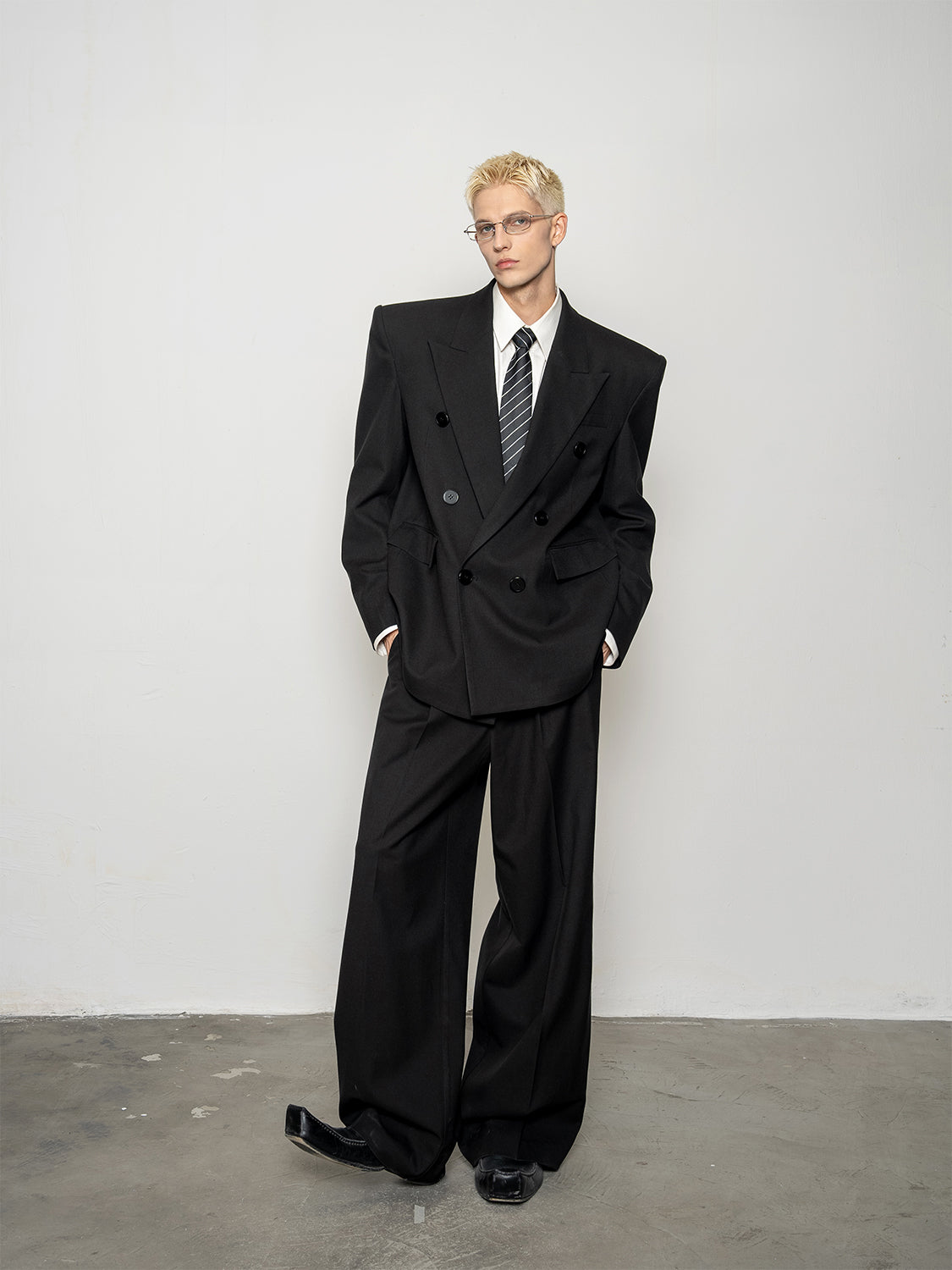 DBW Doublewin Premium Reverse Pleat Wool Black Dress Trousers