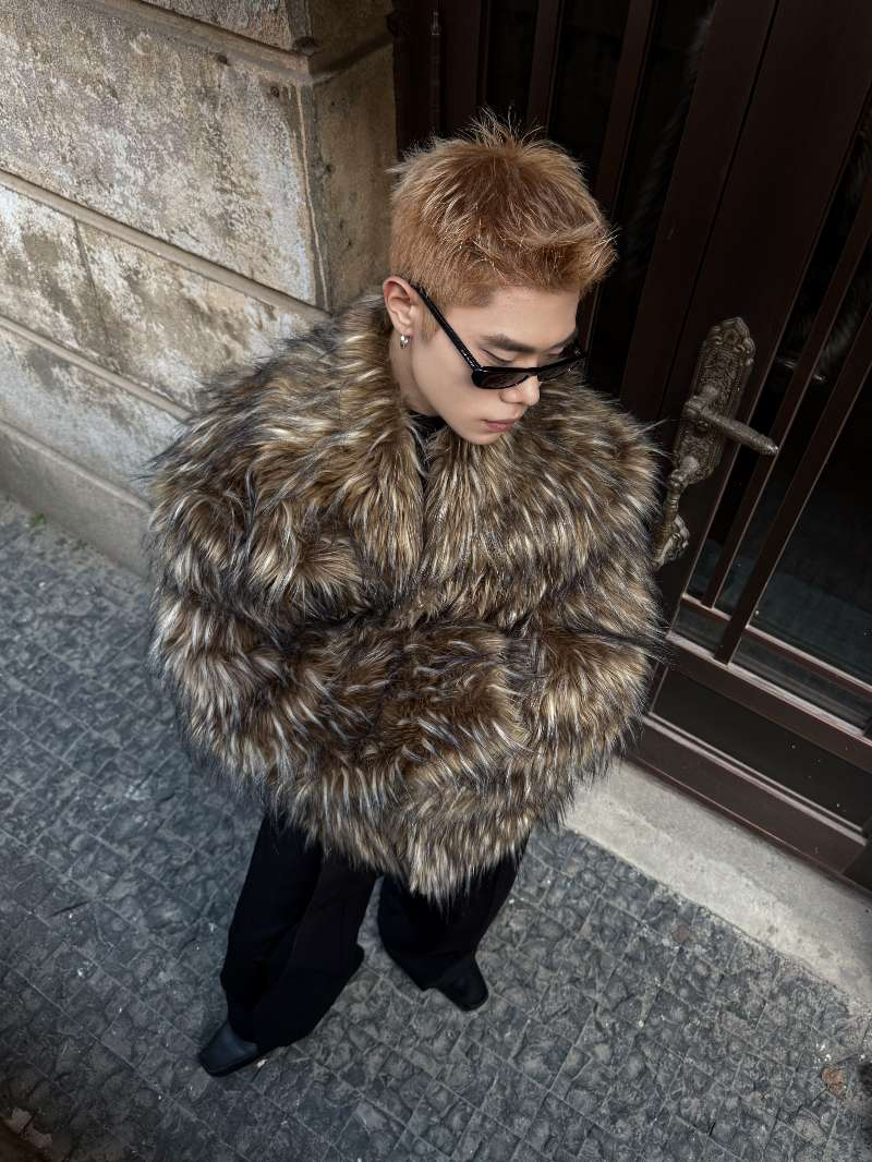 DBW Doublewin Long-Pile Large Lapel Coat