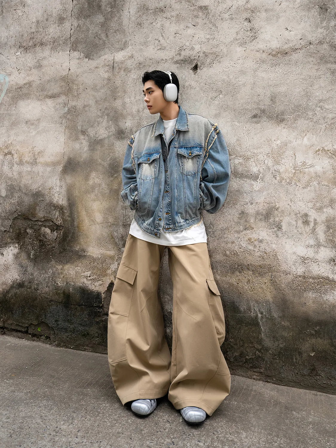 DBW Doublewin Raw-Edge Wide-Shoulder Denim Jacket