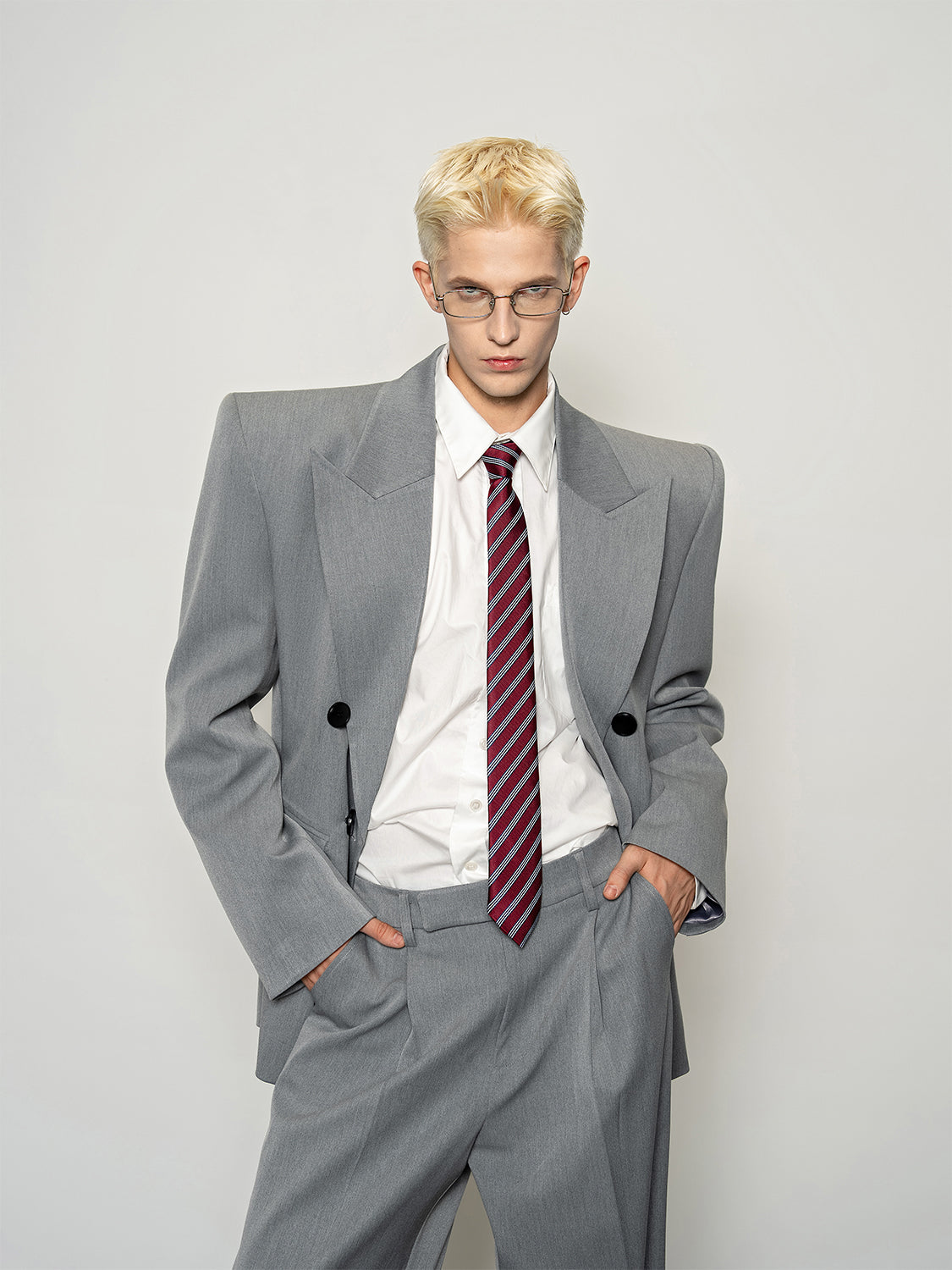 DBW Doublewin Wide-Shoulder Waist-Cinching Suit Set