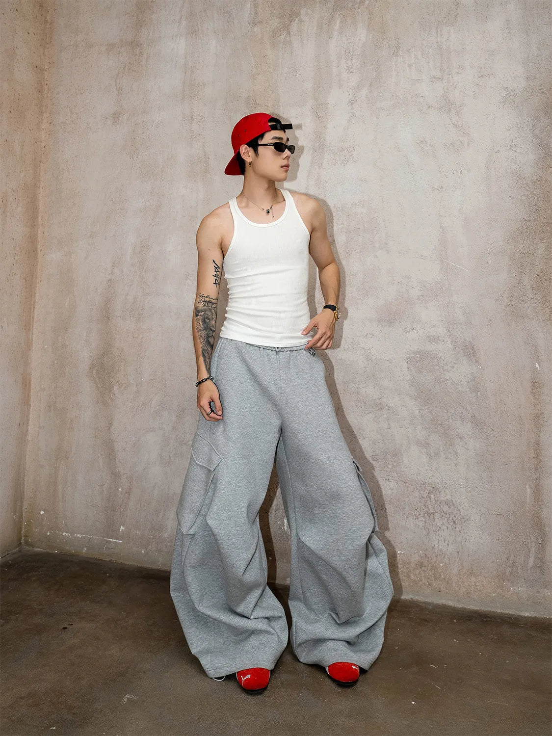 DBW Doublewin Airy Multi-Pocket Scimitar Hem Casual Pants