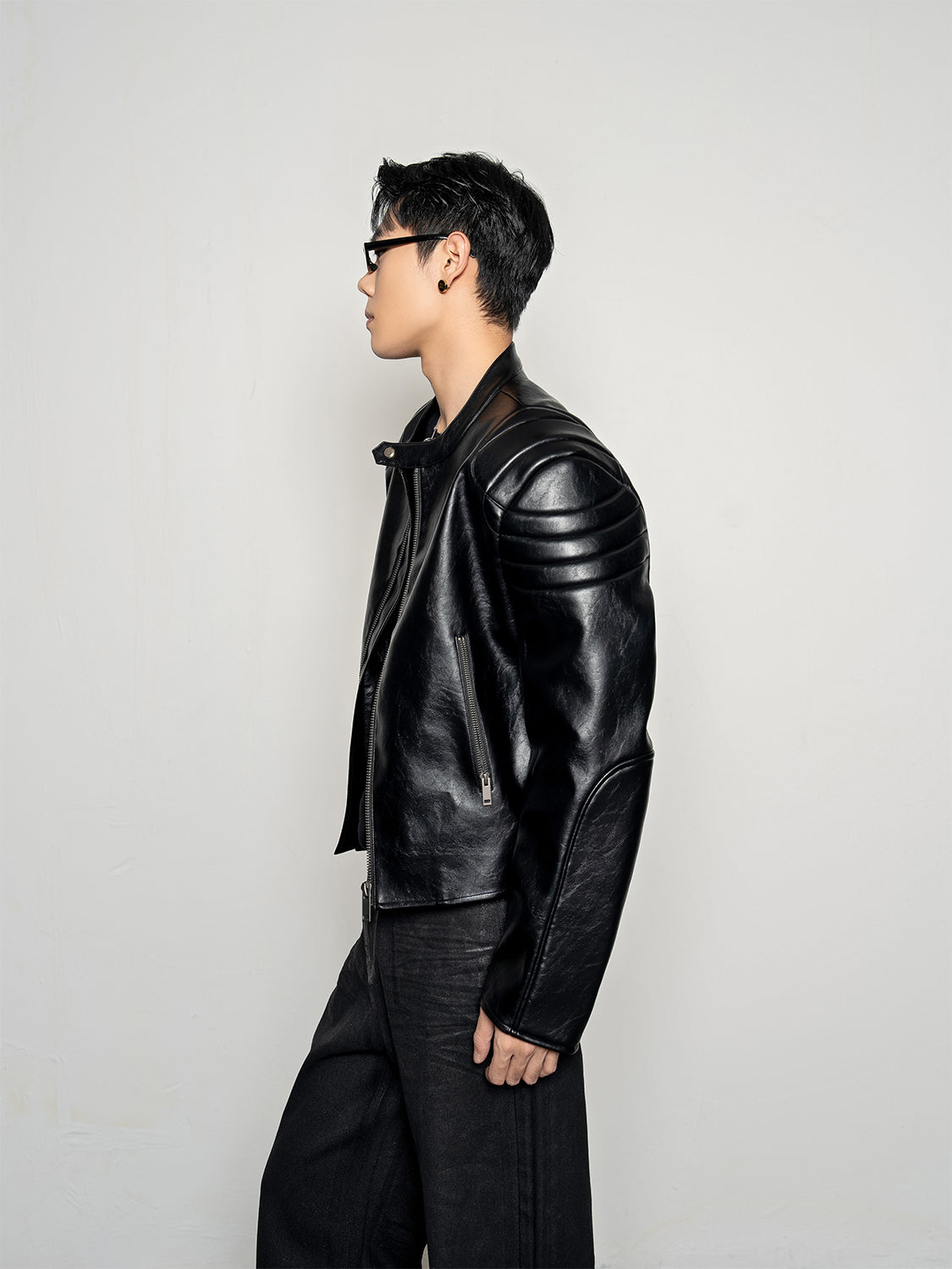 DBW Doublewin Wide-Shoulder Cropped Motorcycle Jacket