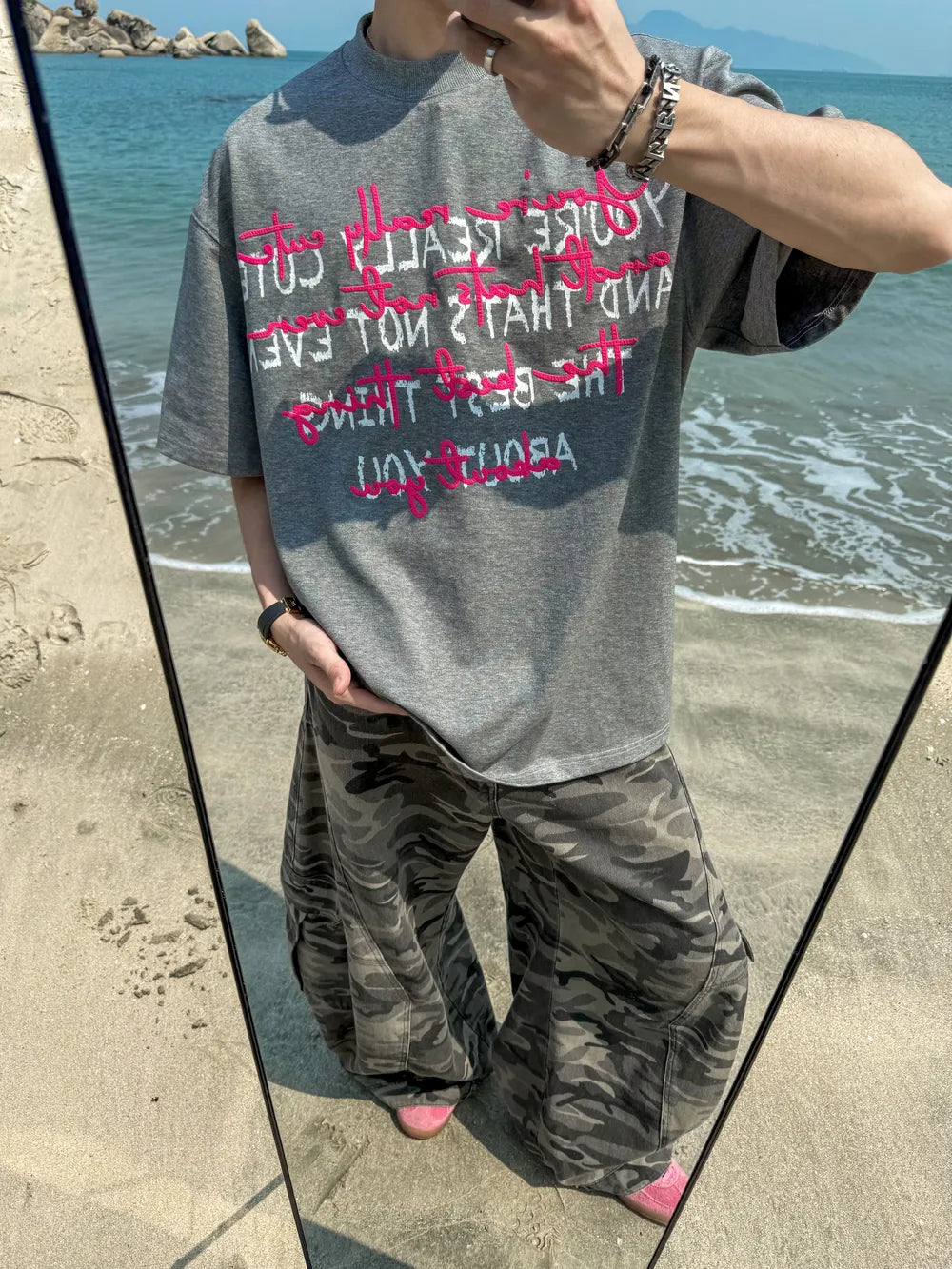 DBW Doublewin Embroidered Floral Lettering T-Shirt