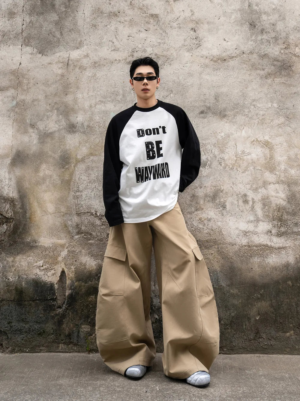 DBW Doublewin Don't BE WAYWARD Print T-shirt