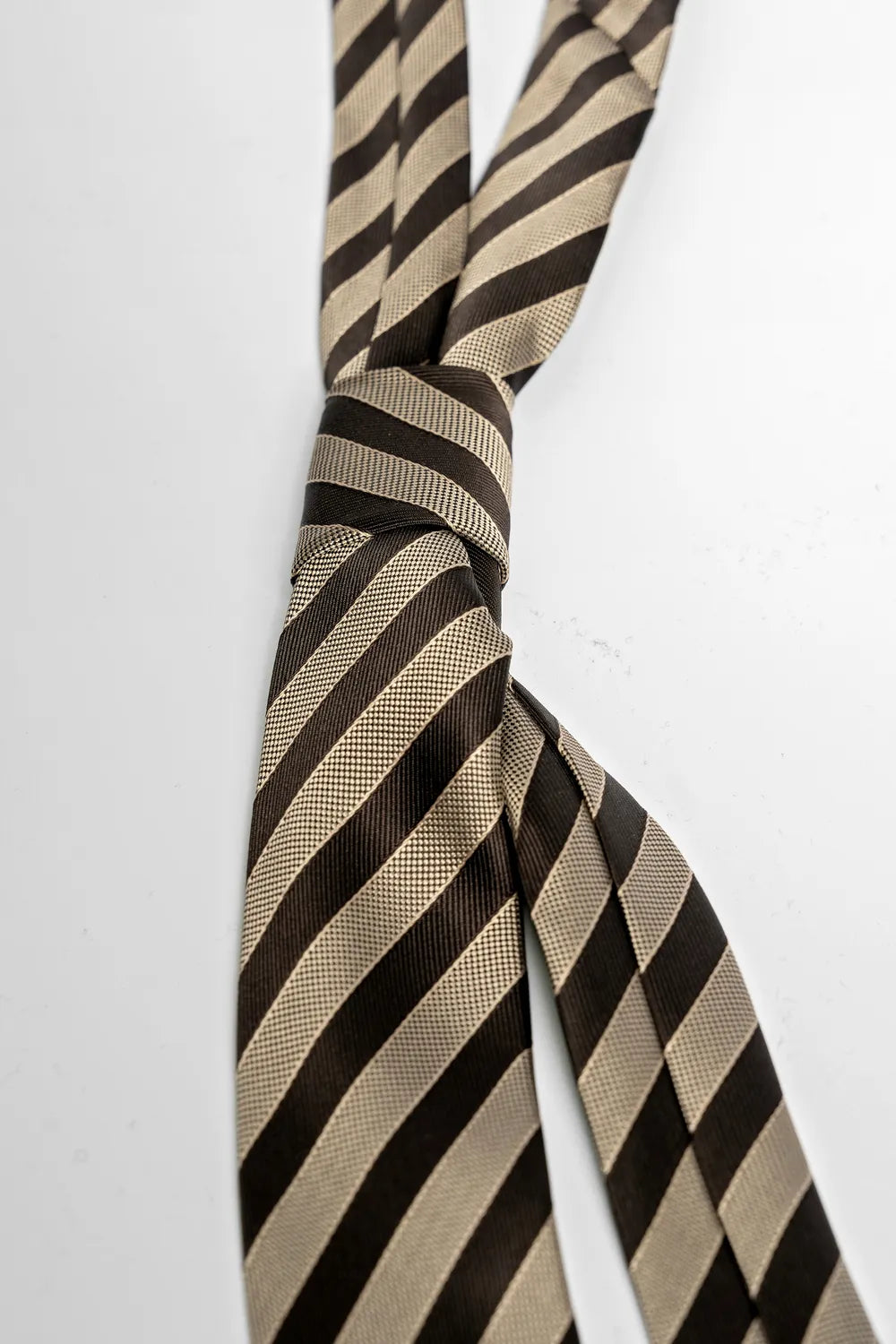 DBW Doublewin Brown Striped Tie