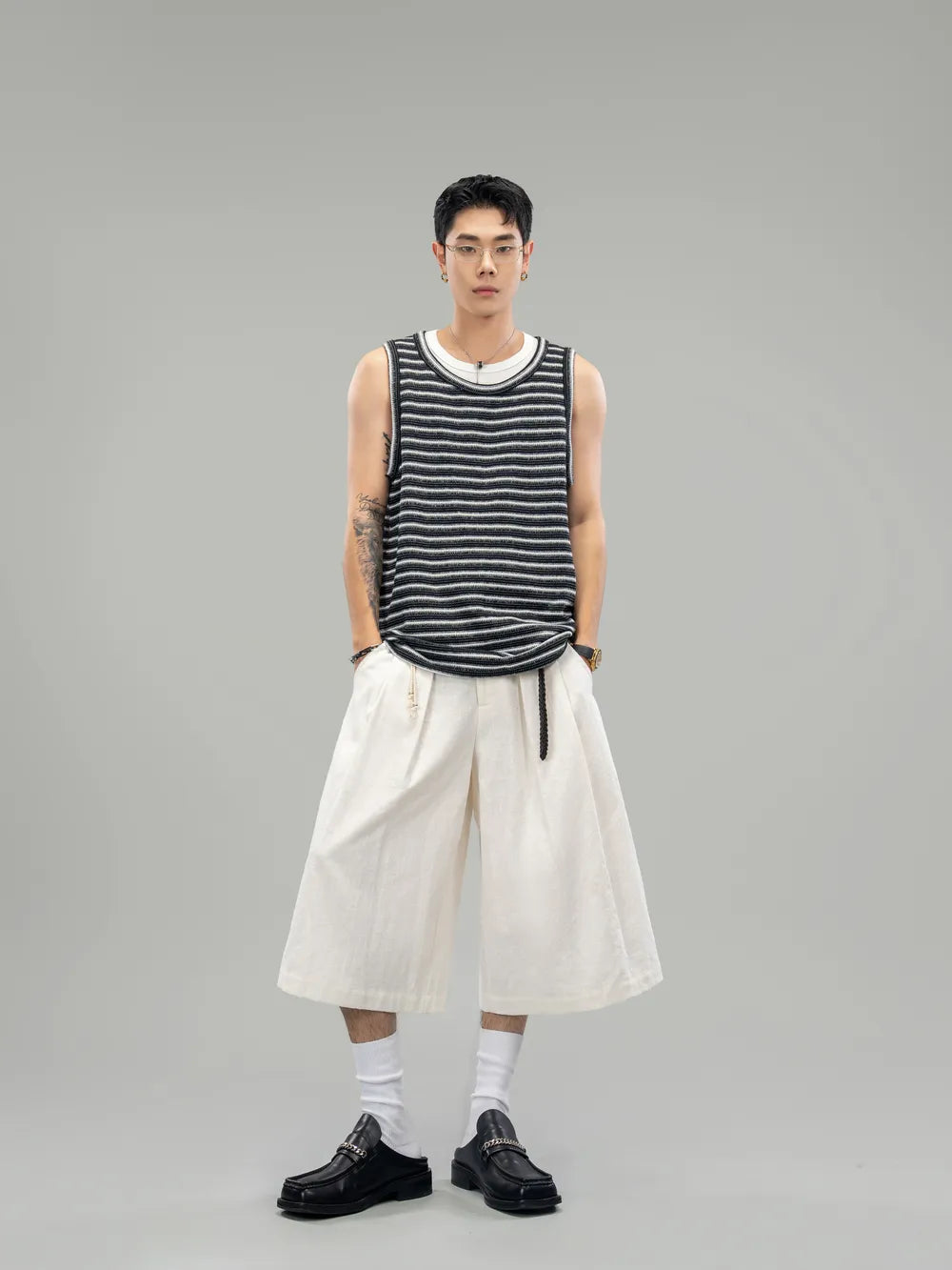 DBW Doublewin Black White Striped Knit Vest