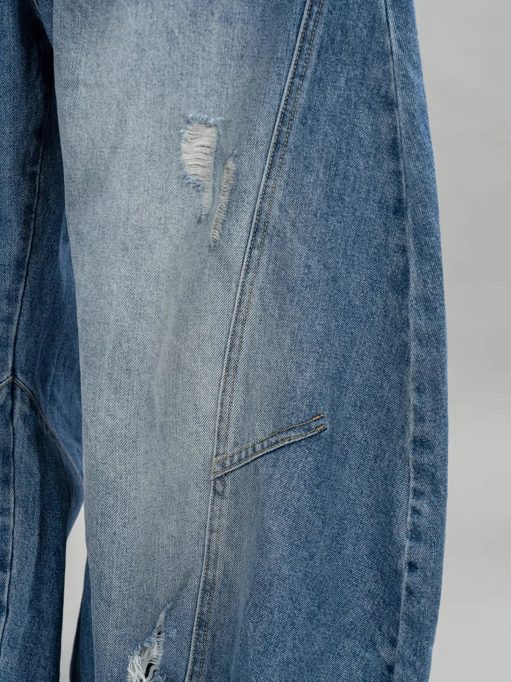 DBW Doublewin Distressed Scimitar Wide-Leg Jeans