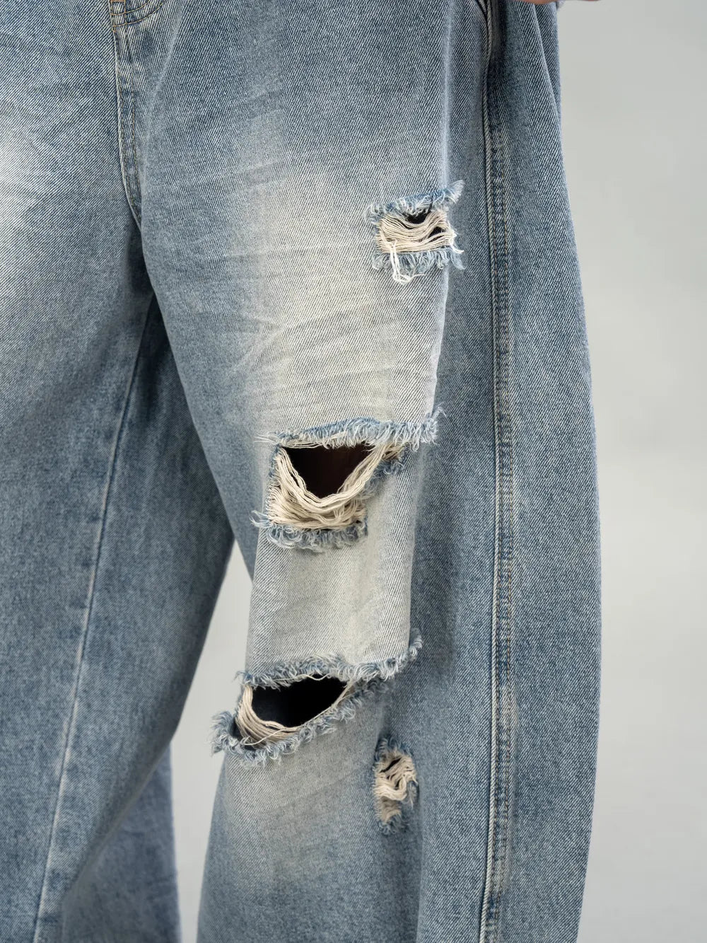 DBW Doublewin Distressed Washed Ripped Jeans