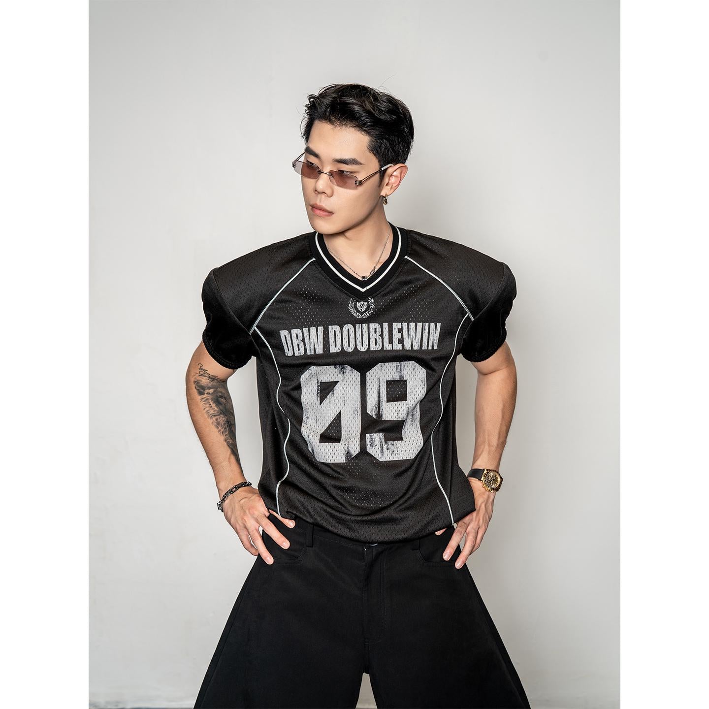 DBW Doublewin Men's quick-drying Mesh Football Jersey with Integrated Shoulder Pads